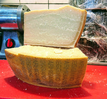 Parmigiano Reggiano (1 LB)